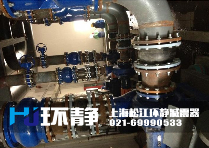 DN200<a href=http://m.ipexwireless.com target=_blank class=infotextkey>橡膠軟接頭</a>安裝實圖